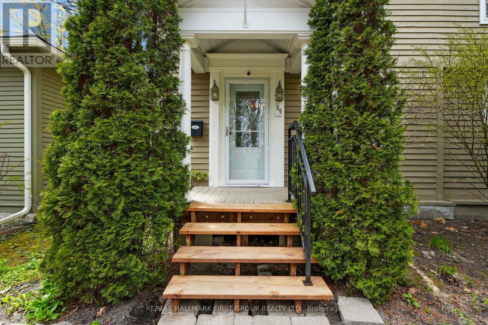 54 Pine Street S, Port Hope, Ontario  L1A 3E9 - Photo 3 - X13117166