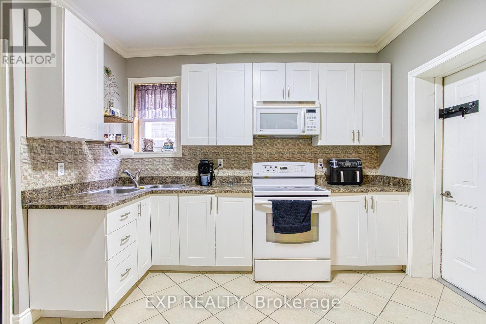 134 Rosslyn Avenue N, Hamilton, Ontario  L8L 7P6 - Photo 6 - X13117196