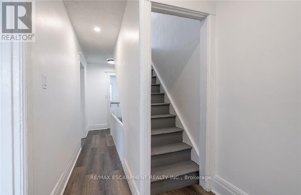 2 - 198 Sherman Avenue N, Hamilton, Ontario  L8L 6M9 - Photo 8 - X13117254
