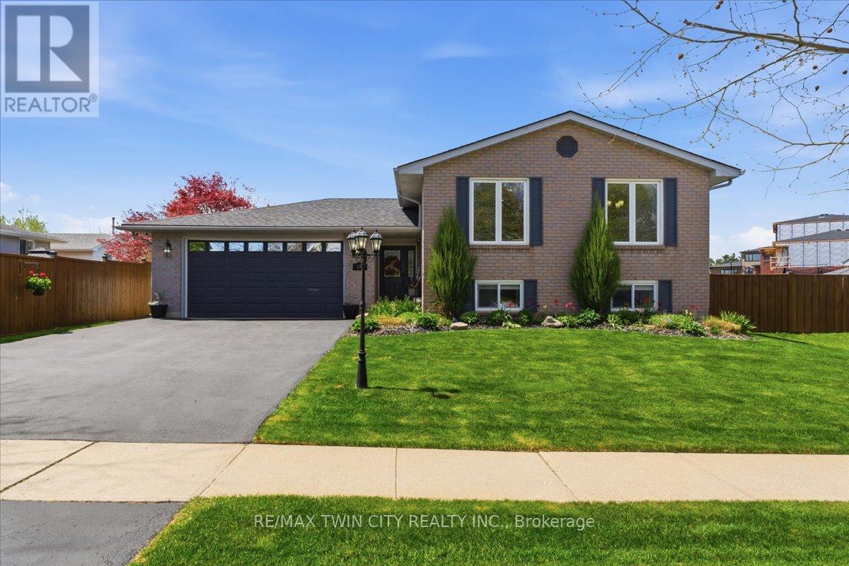 139 BRANLYN CRESCENT, Brantford, Ontario