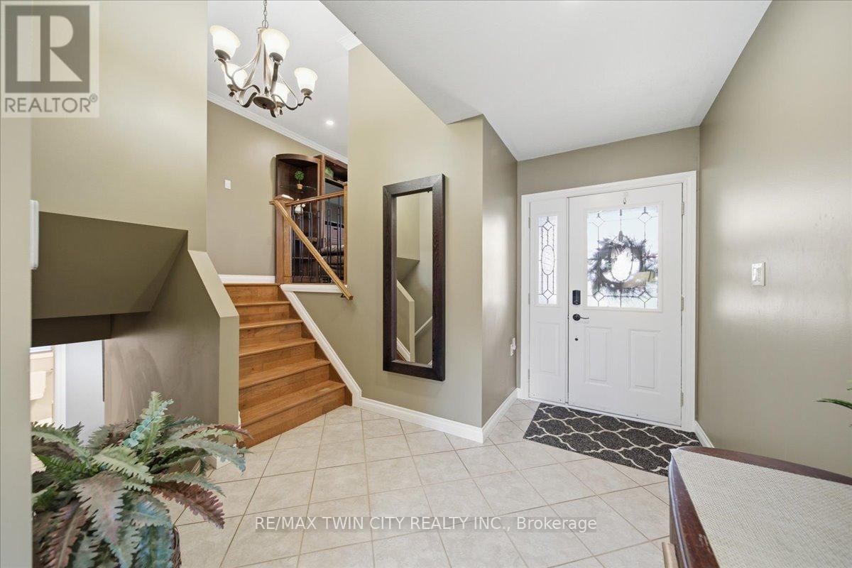 139 Branlyn Crescent, Brantford, Ontario  N3P 1Z9 - Photo 10 - X13117274