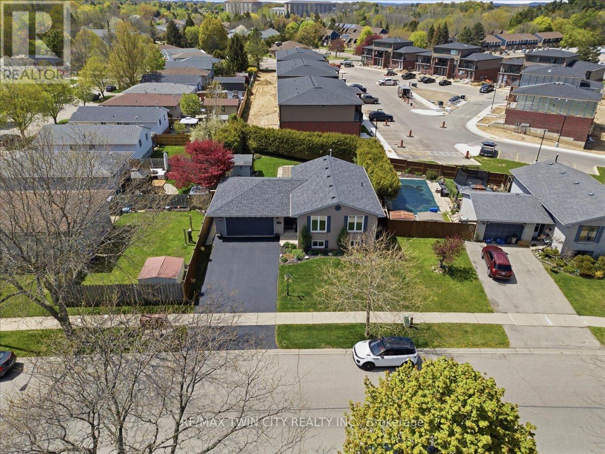 139 Branlyn Crescent, Brantford, Ontario  N3P 1Z9 - Photo 5 - X13117274