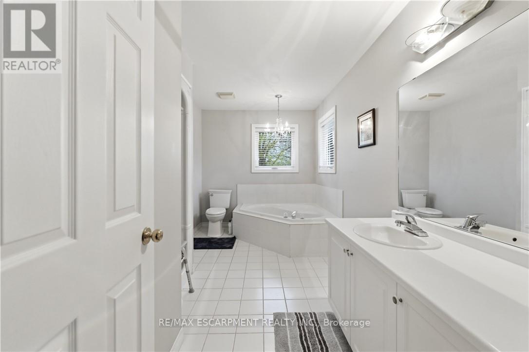183 Daniels Street, Hamilton, Ontario  L9G 4Y6 - Photo 21 - X13117290