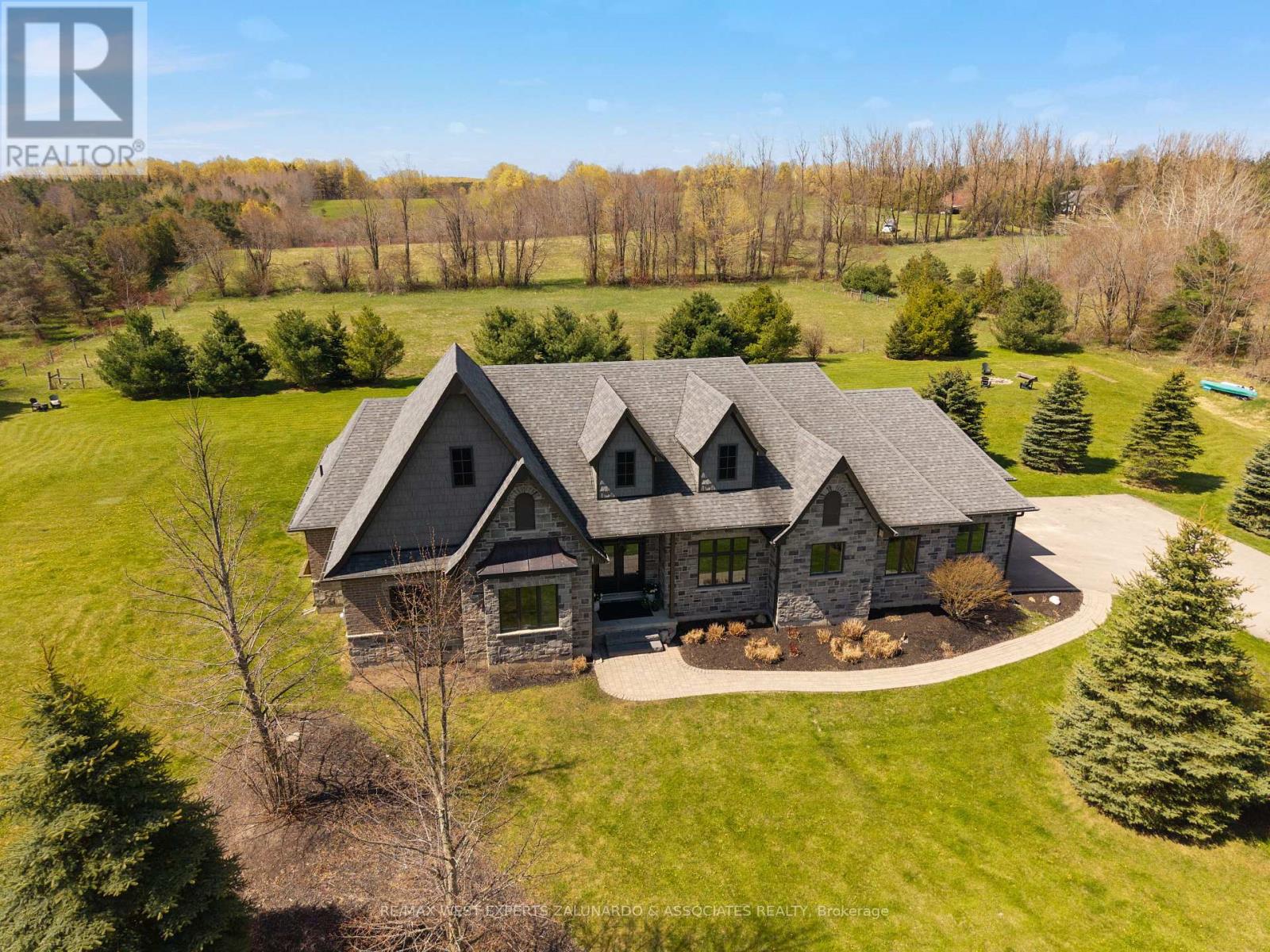 5840 Tenth Line, Erin, Ontario  N0B 1T0 - Photo 2 - X13117358