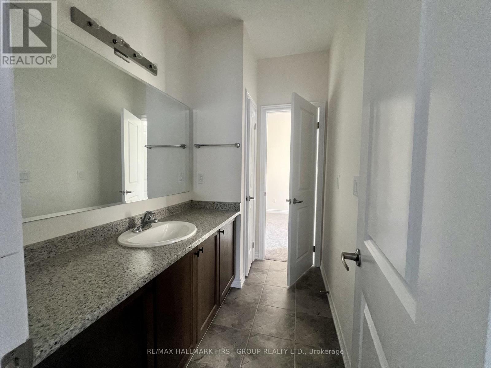 35 East Vista Terrace, Quinte West, Ontario  K0K 1L0 - Photo 9 - X13117372