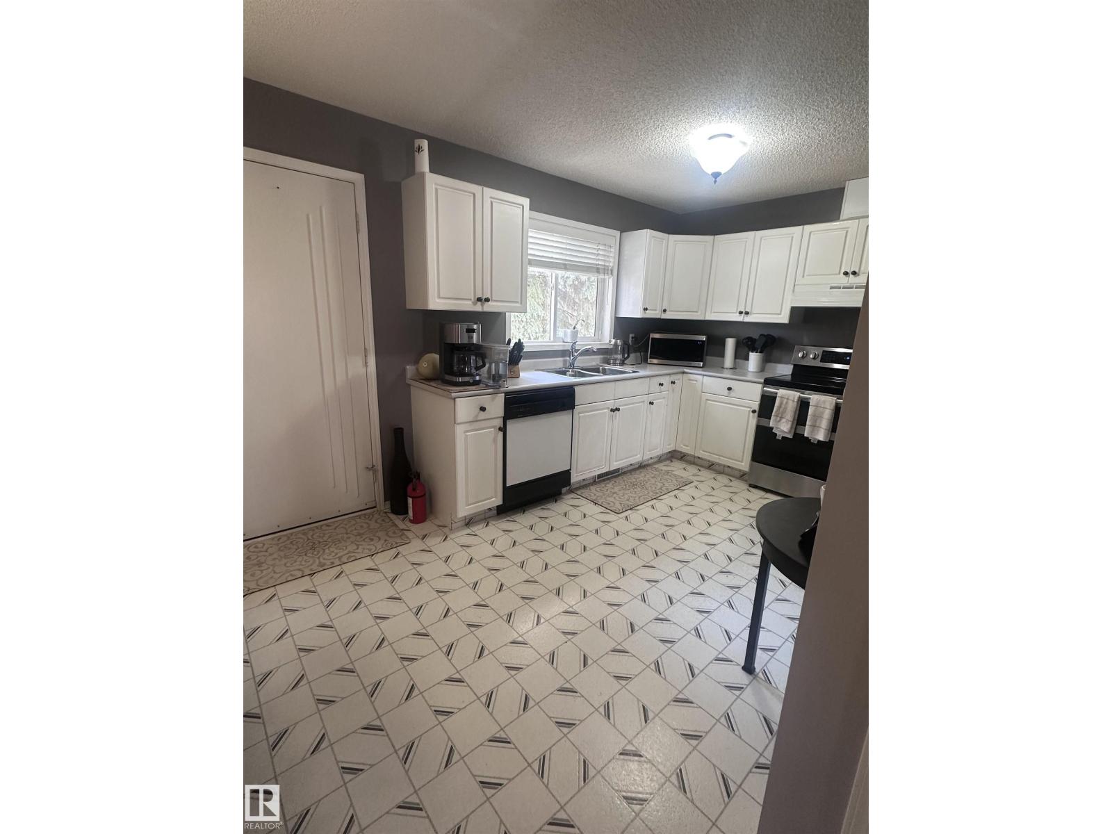 1636 Jamha Rd Nw, Edmonton, Alberta  T6L 6V7 - Photo 25 - E4487104