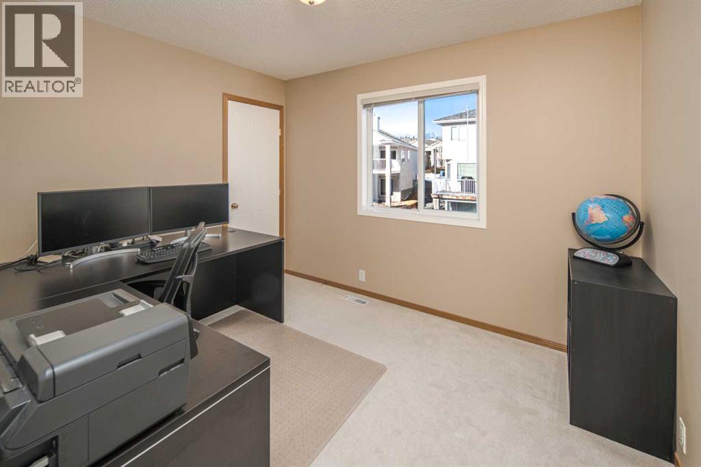 110 Hampstead Rise NW, Calgary, Alberta  T3A 6B5 - Photo 31 - A2293244