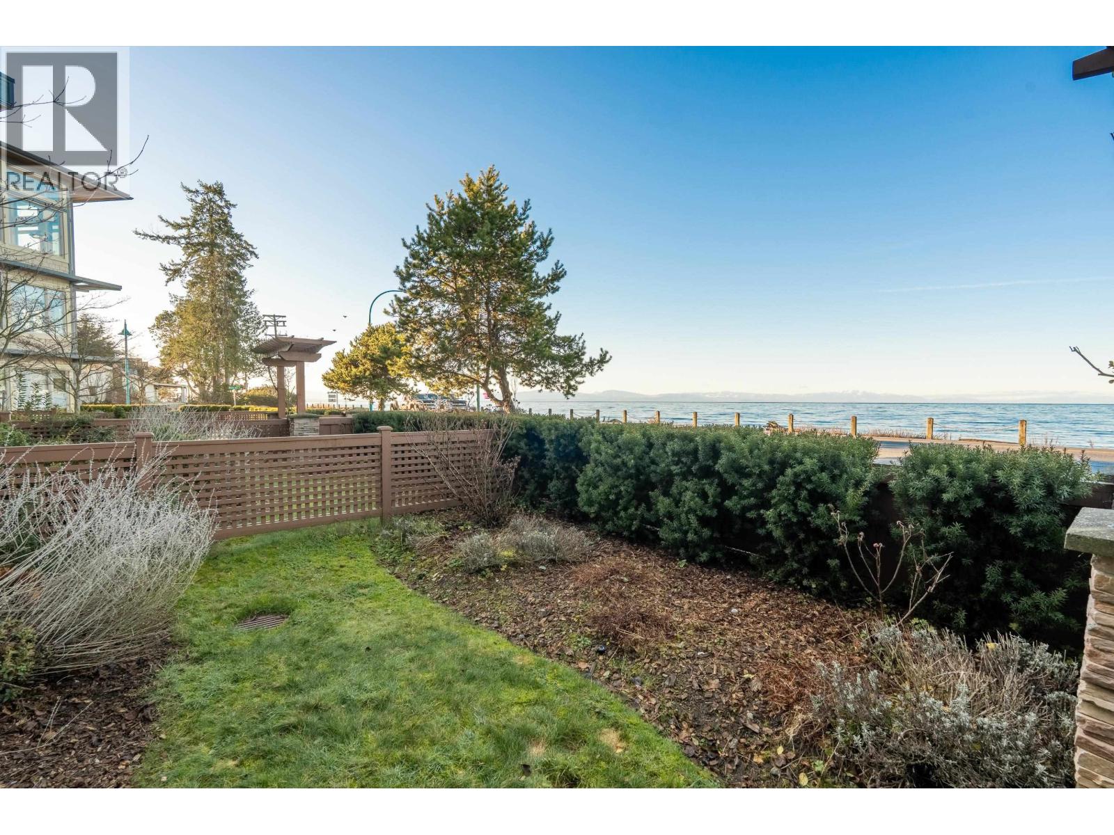 105 5160 Davis Bay Road, Sechelt, British Columbia  V7Z 0H3 - Photo 25 - R3107750