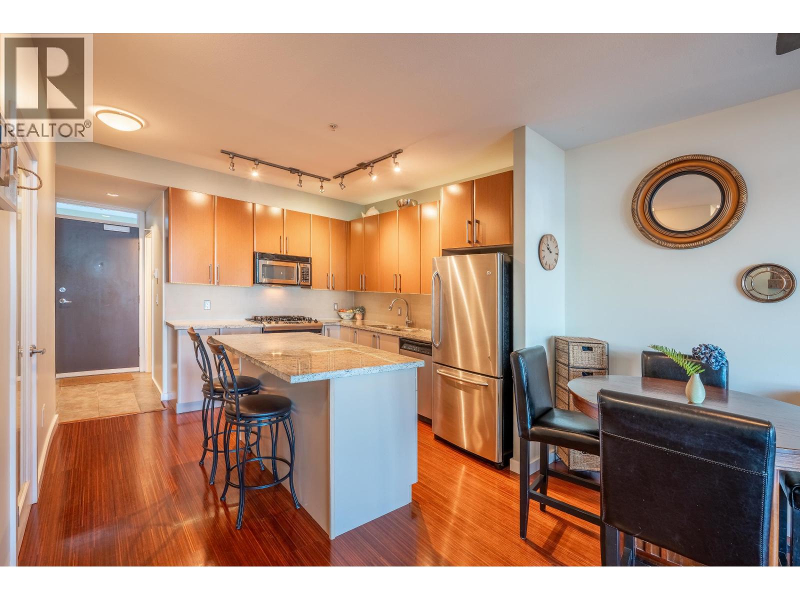 105 5160 Davis Bay Road, Sechelt, British Columbia  V7Z 0H3 - Photo 4 - R3107750
