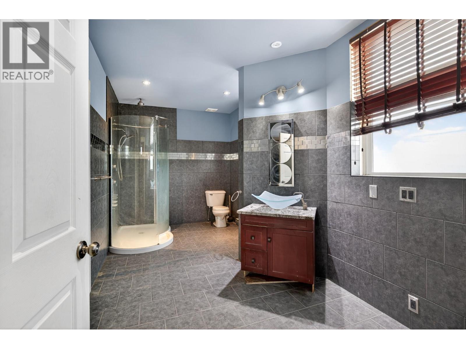 6245 97 Highway, Vernon, British Columbia  V1B 3R4 - Photo 39 - 10386448