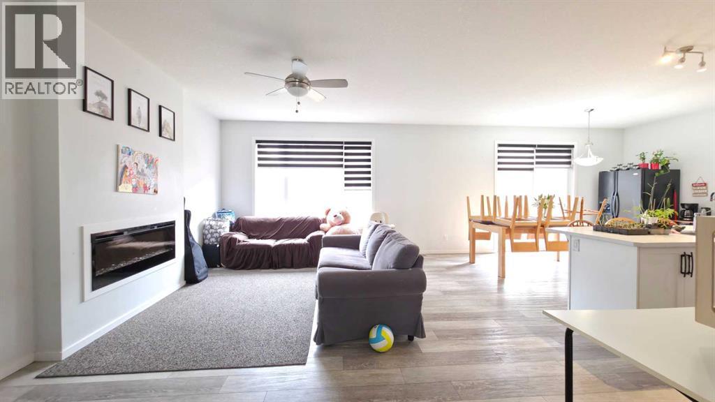 113 Cityspring Manor NE, Calgary, Alberta  T3N 1Z8 - Photo 2 - A2309760
