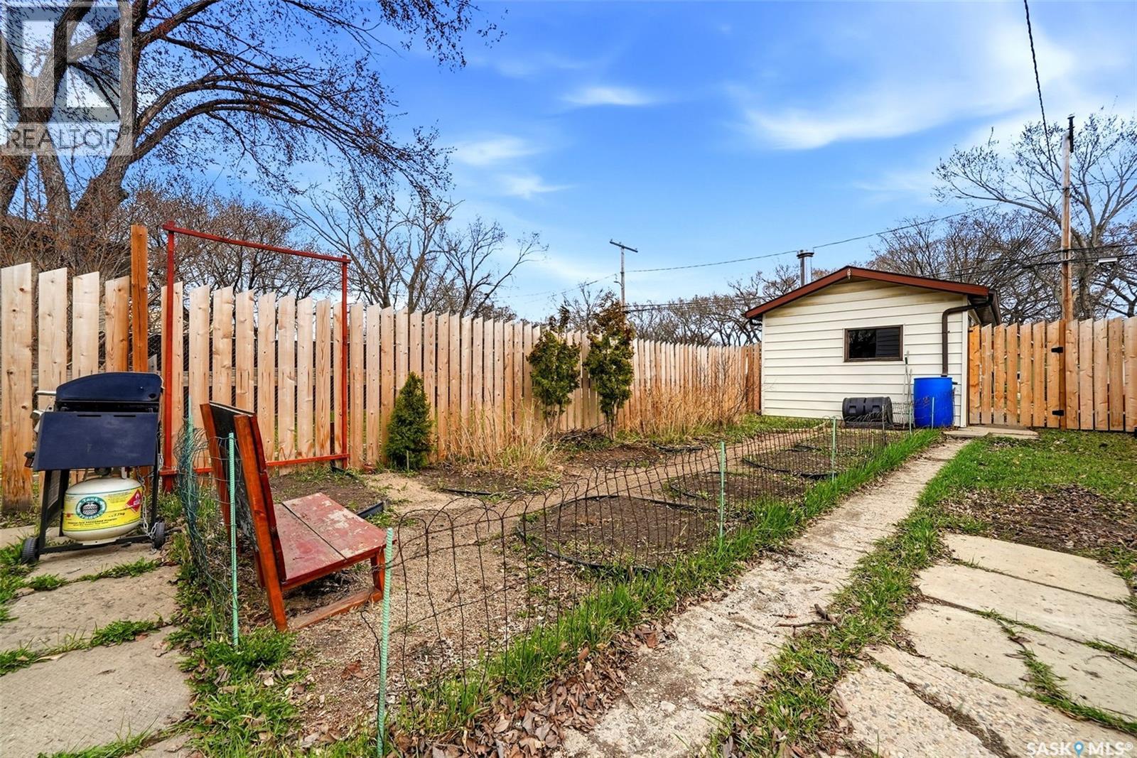 1929 Toronto Street, Regina, Saskatchewan  S4P 1M9 - Photo 30 - SK035721