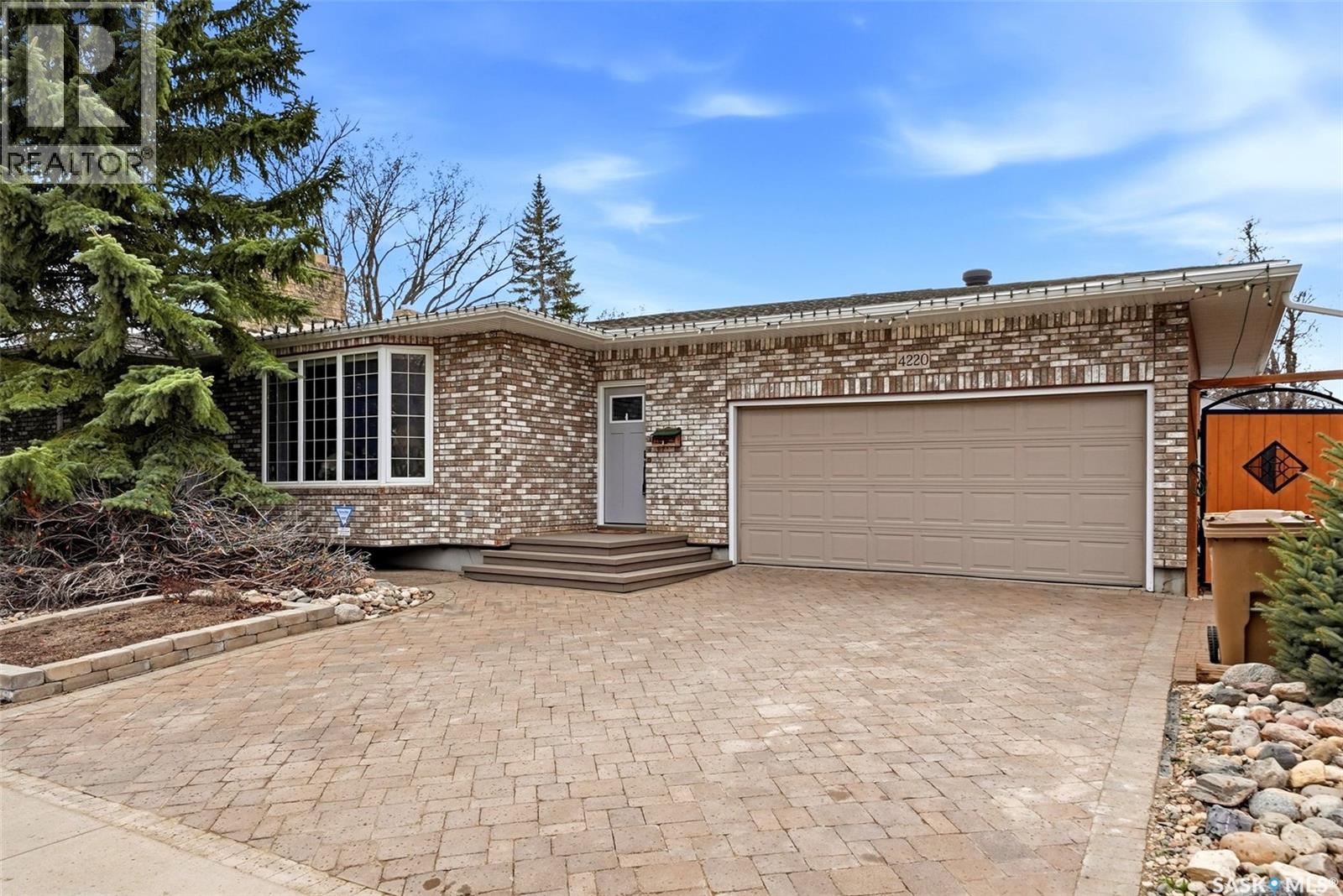 4220 Hillsdale Street, Regina, Saskatchewan  S4S 3Z2 - Photo 1 - SK035599