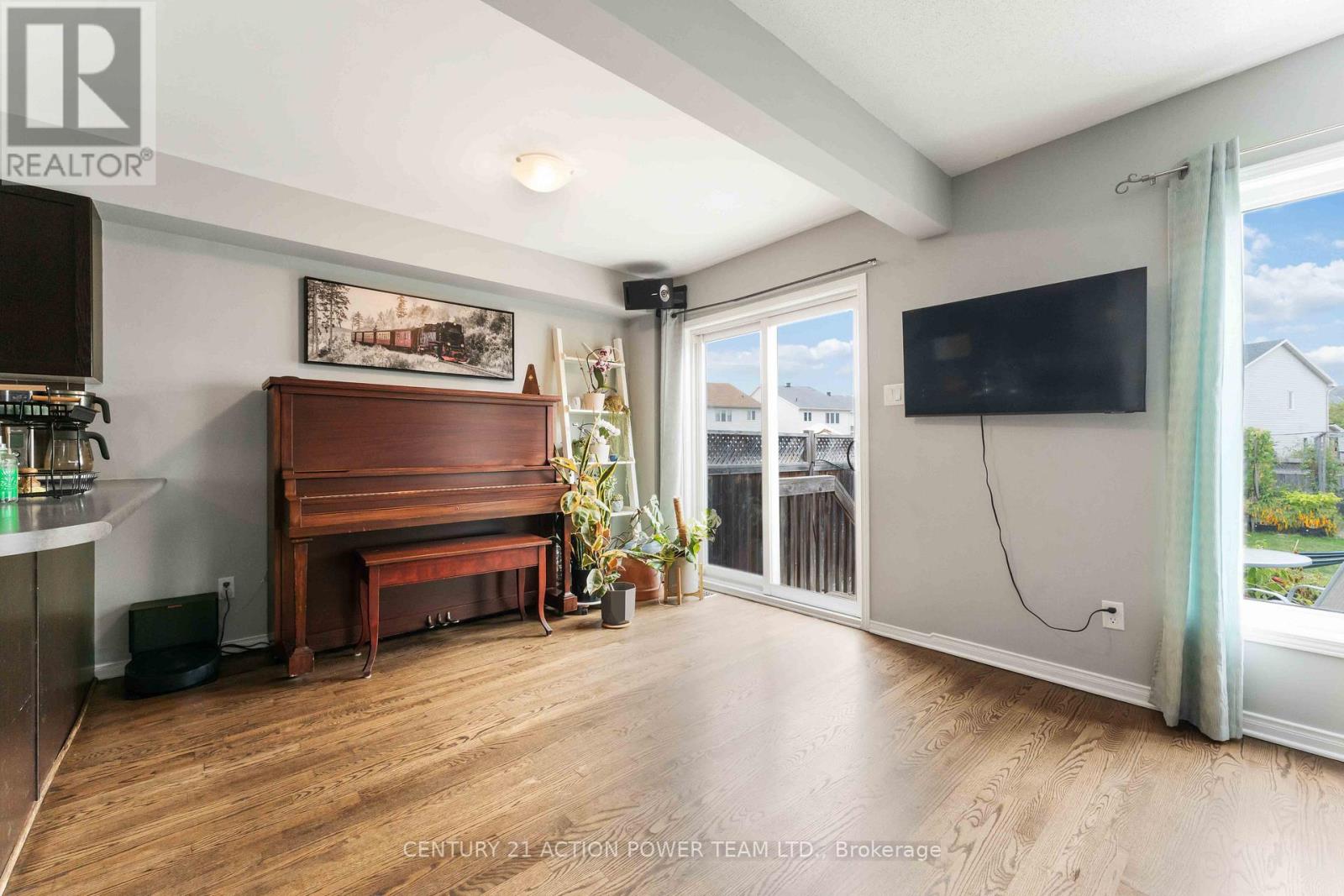 153 Lokoya Street, Ottawa, Ontario  K2S 0J5 - Photo 12 - X13117624