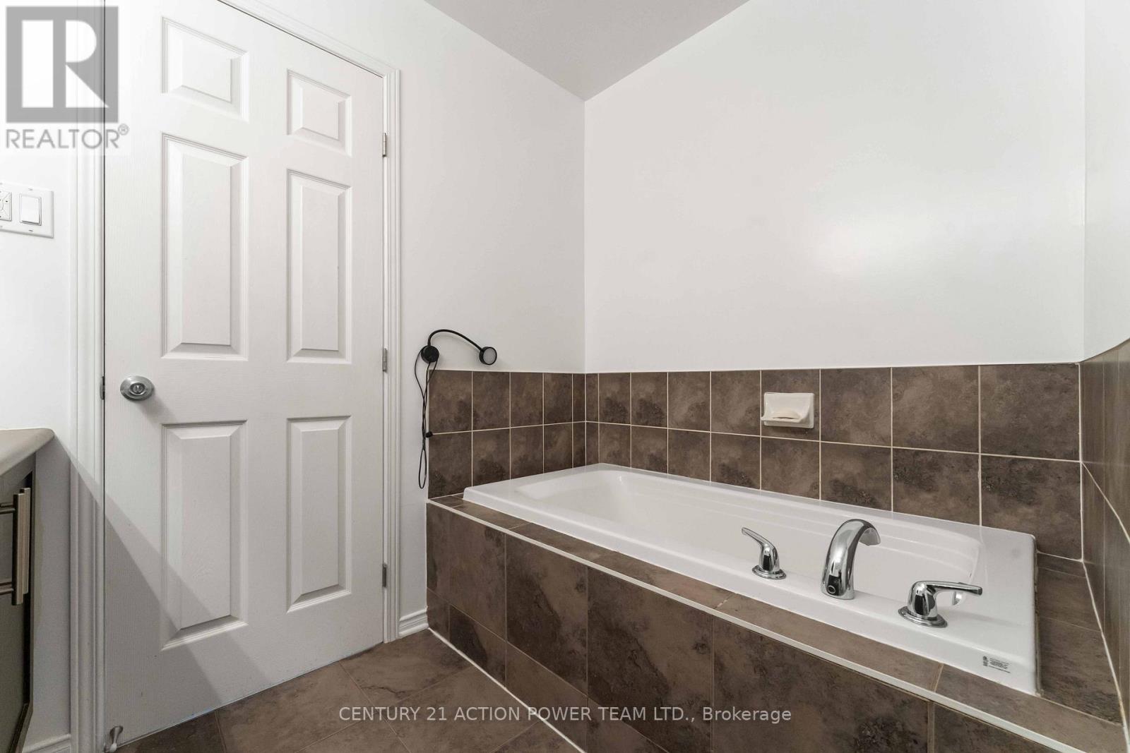 153 Lokoya Street, Ottawa, Ontario  K2S 0J5 - Photo 26 - X13117624