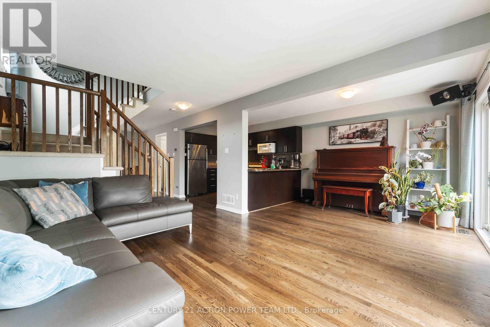 153 Lokoya Street, Ottawa, Ontario  K2S 0J5 - Photo 6 - X13117624