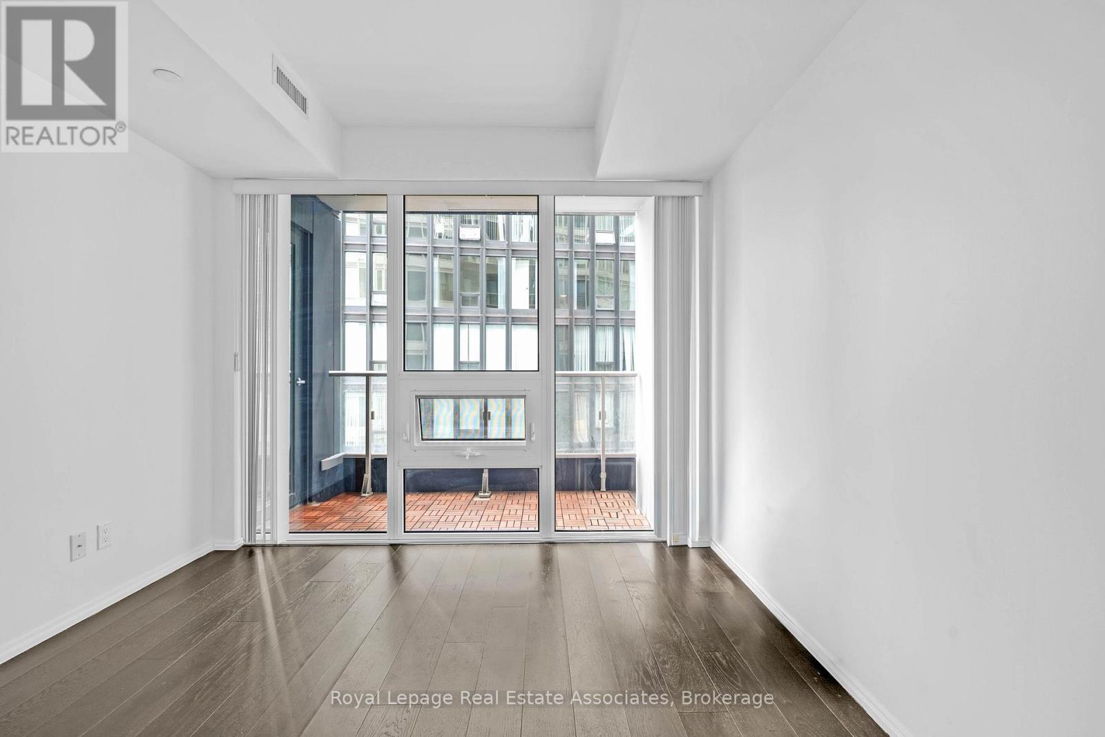 2206 - 68 Shuter Street, Toronto, Ontario  M5B 1B4 - Photo 15 - C12982908