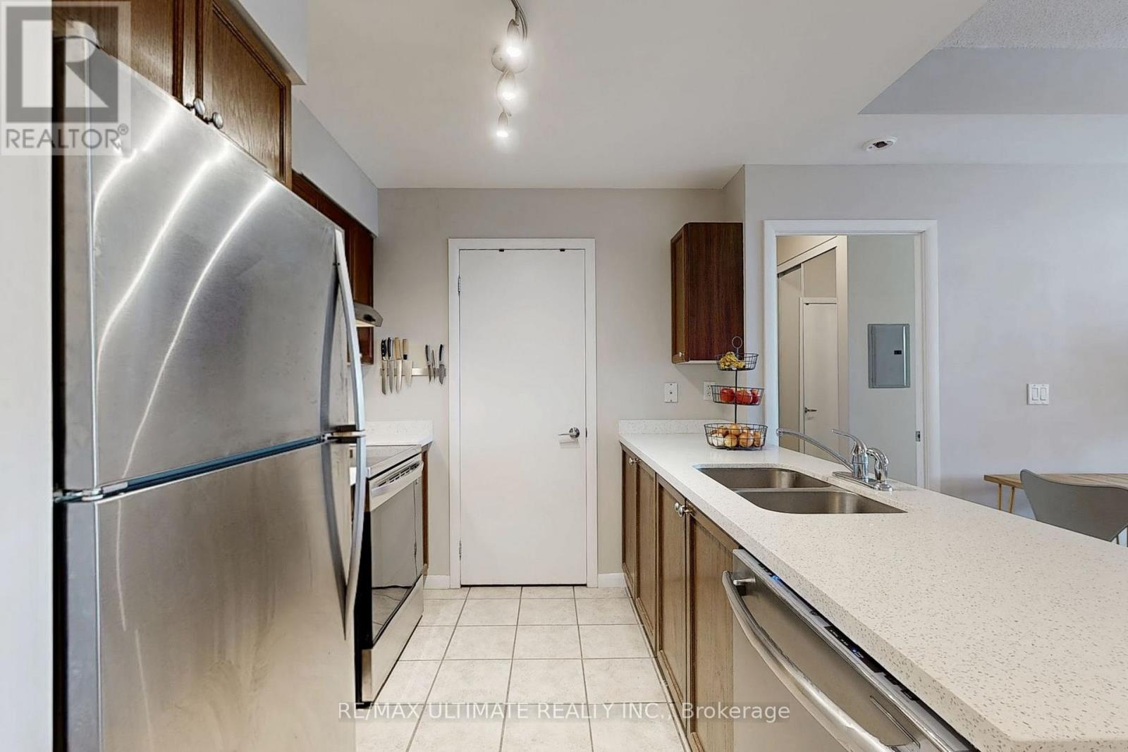 228 - 231 Fort York Boulevard, Toronto, Ontario  M5V 1B1 - Photo 10 - C13116316