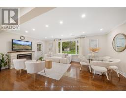 12 FINCHURST DRIVE, Toronto, Ontario