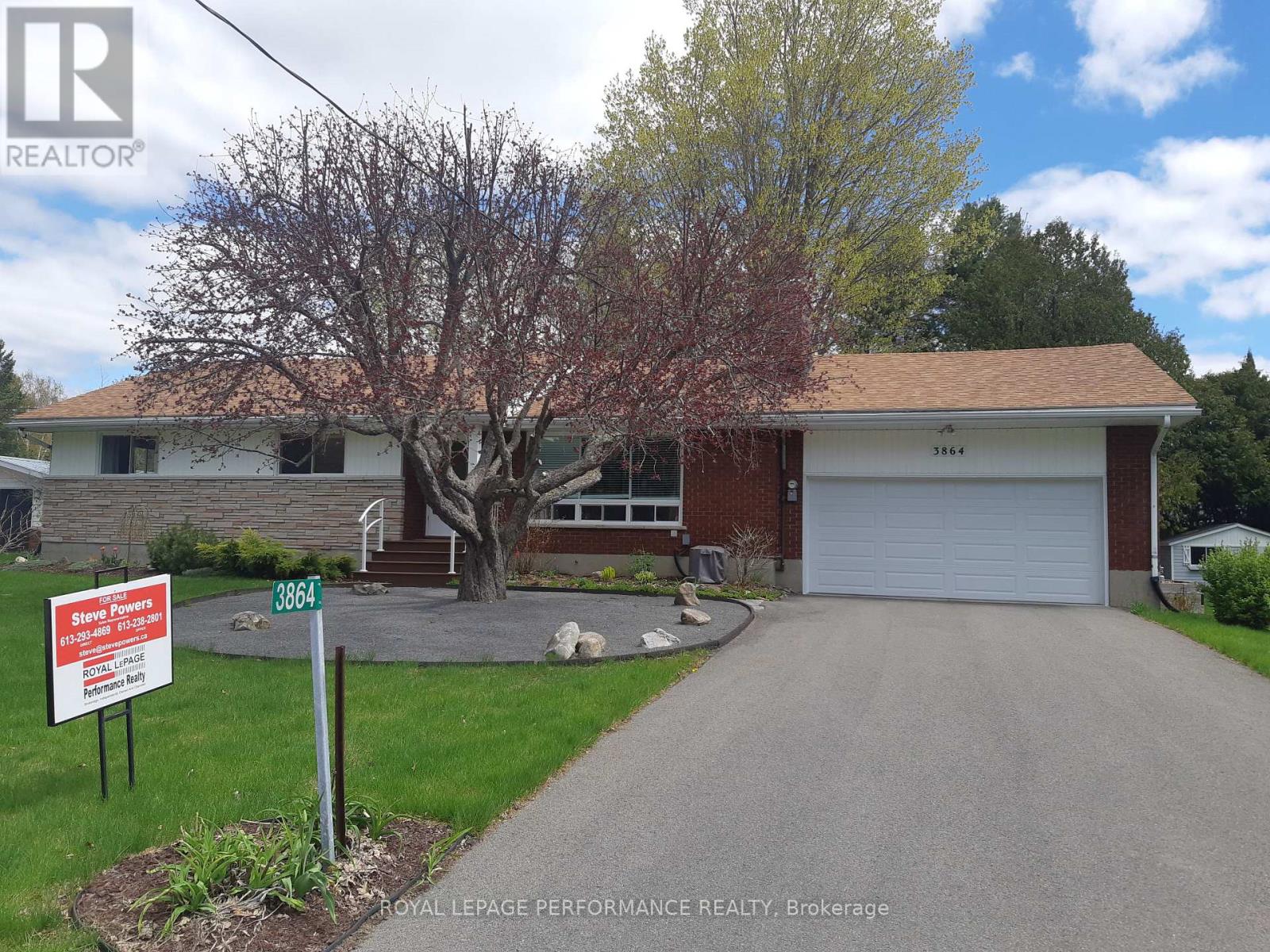 3864 CARP ROAD, Ottawa, Ontario