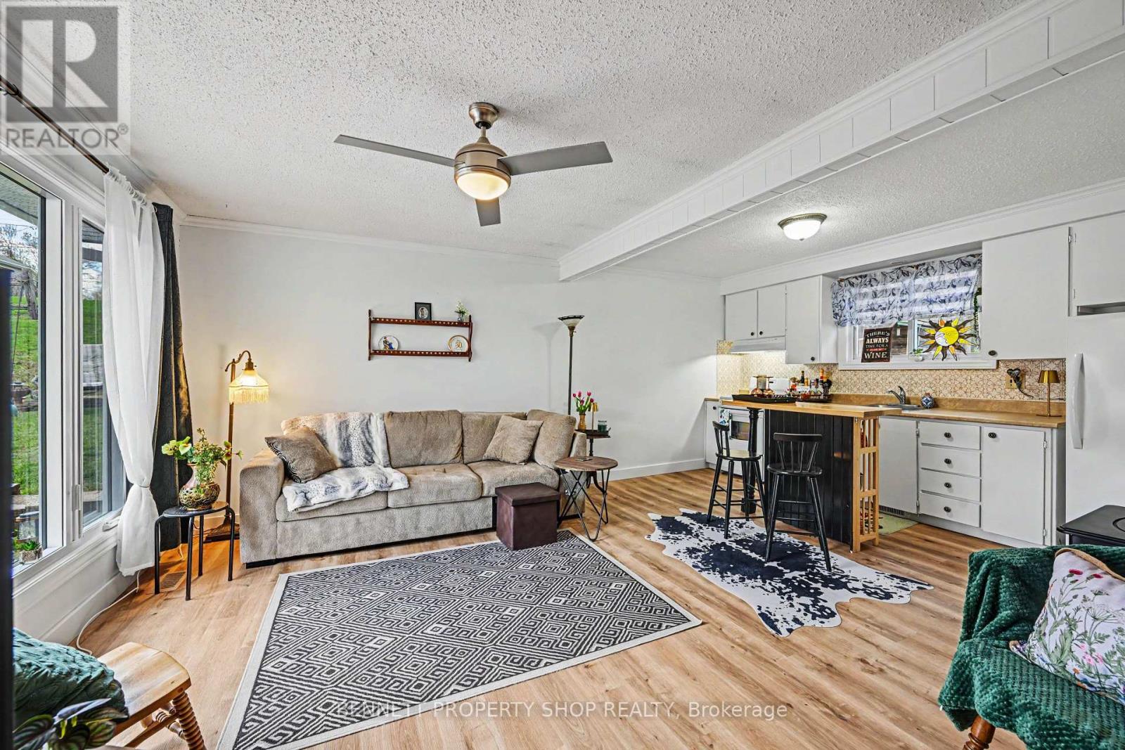827 River Road, Mcnab/braeside, Ontario  K0A 1G0 - Photo 12 - X13116248