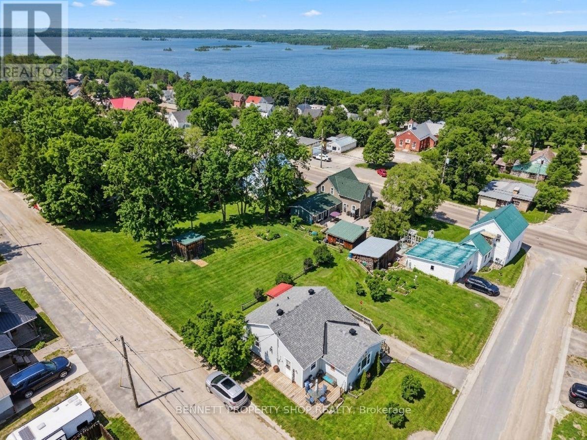 827 River Road, Mcnab/braeside, Ontario  K0A 1G0 - Photo 27 - X13116248