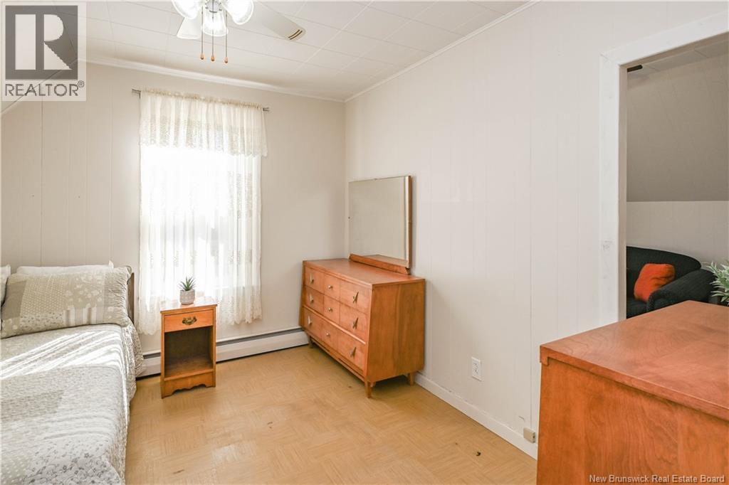 351 Saint-Pierre E. Boulevard, Caraquet, New Brunswick  E1W 1B4 - Photo 33 - NB133222