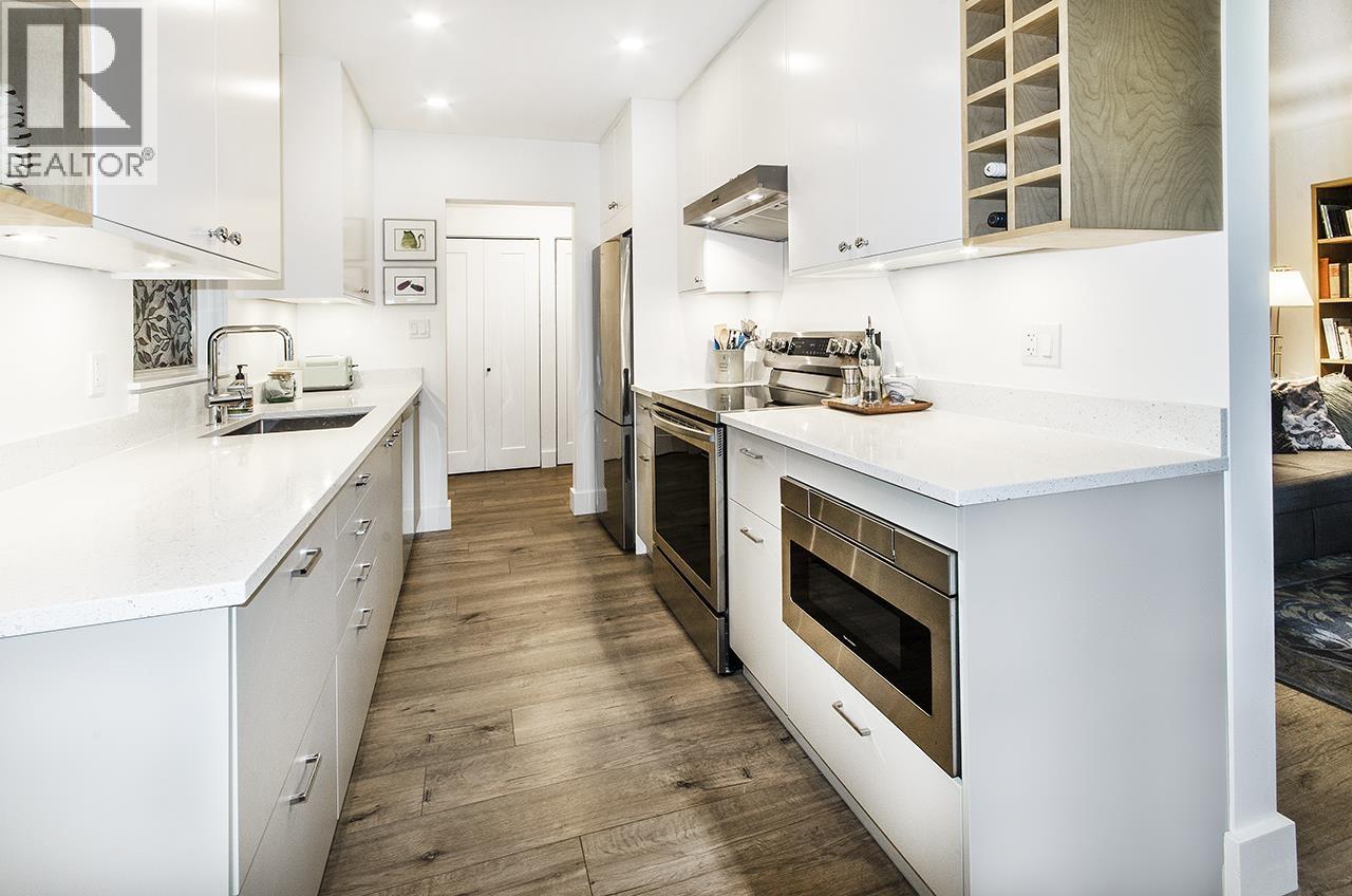 211 235 Keith Road, West Vancouver, British Columbia  V7T 1L5 - Photo 7 - R3122530