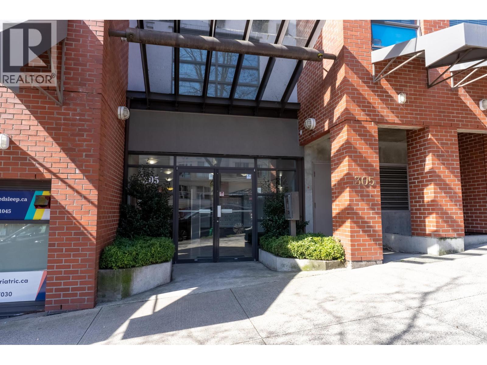 203 305 Lonsdale Avenue, North Vancouver, British Columbia  V7M 2G3 - Photo 4 - R3122568