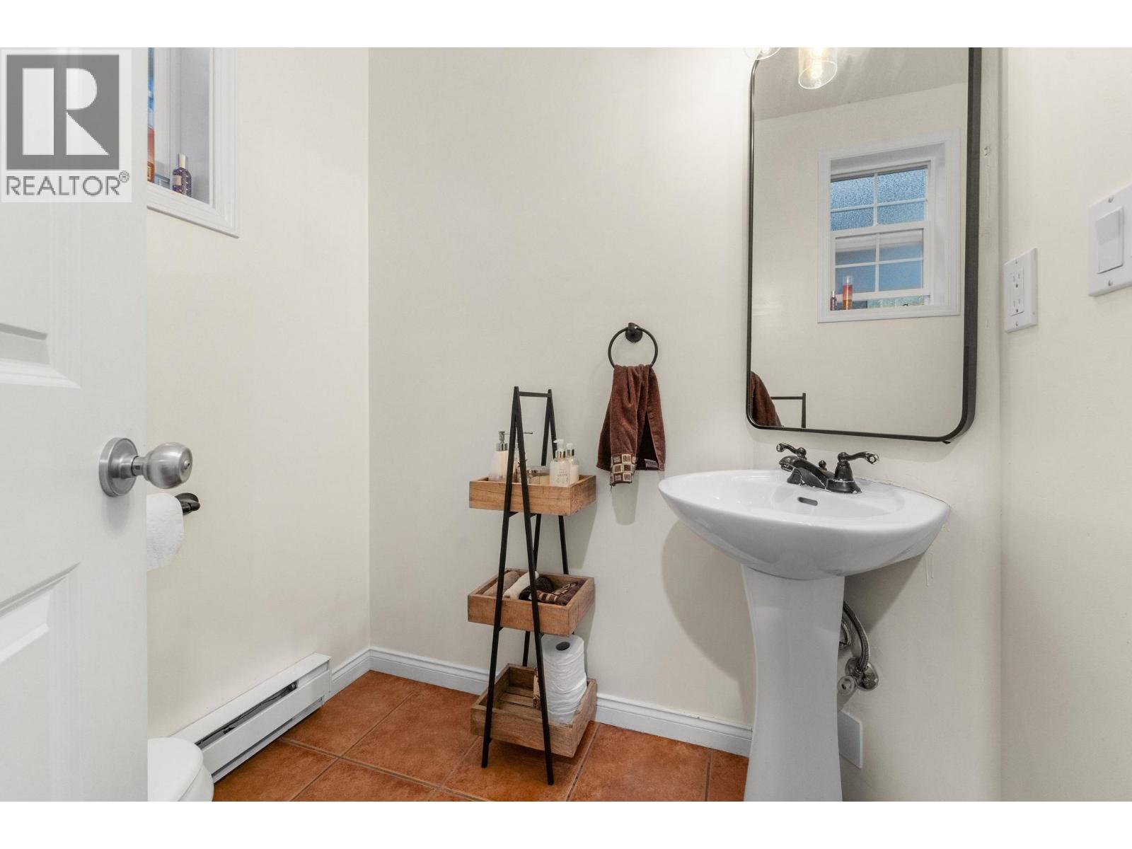 1263 W 16th Street, North Vancouver, British Columbia  V7P 1R5 - Photo 22 - R3122571