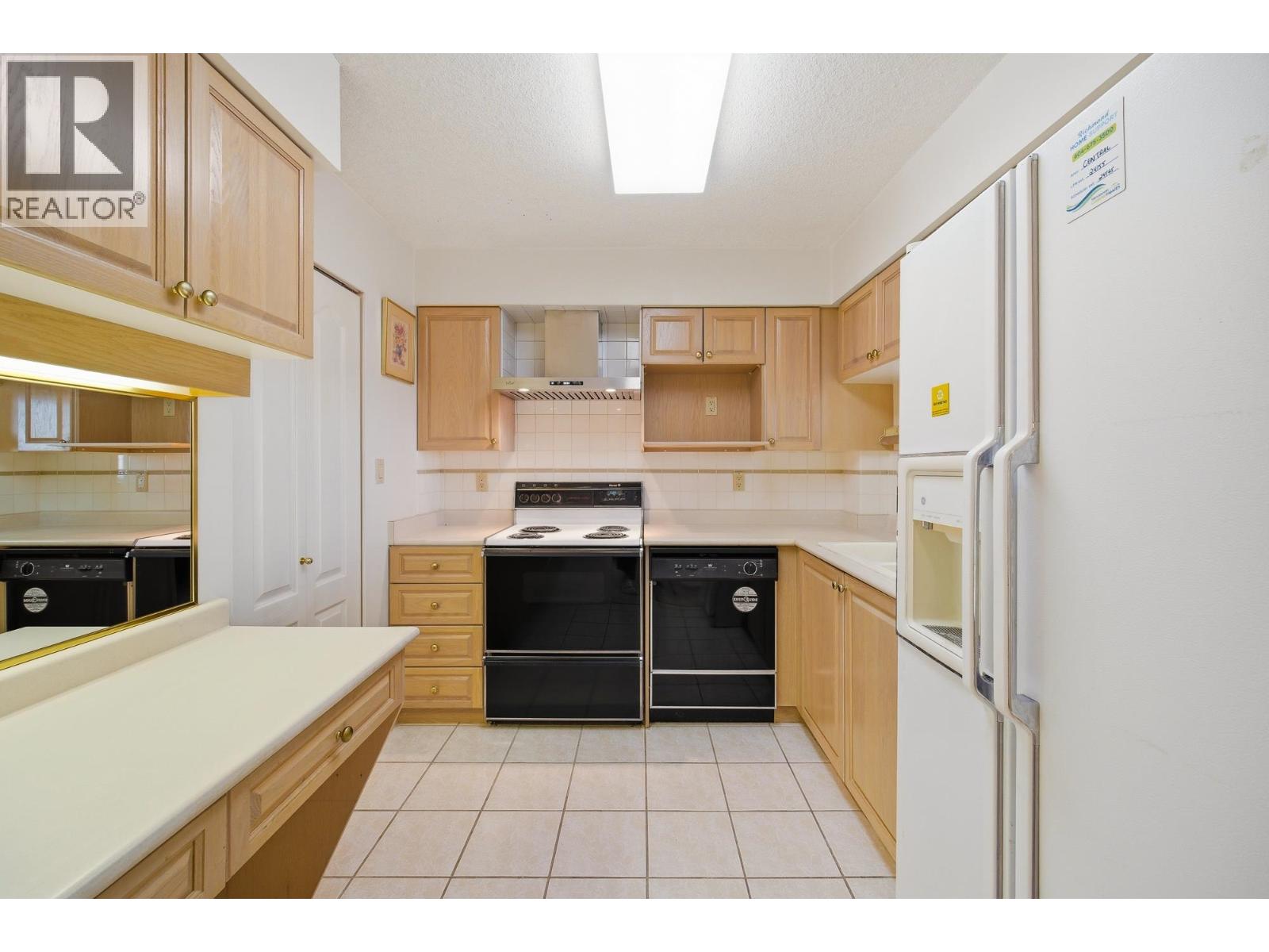 908 7500 Granville Avenue, Richmond, British Columbia  V6Y 3Y6 - Photo 15 - R3122580