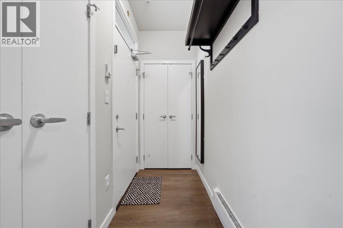 P0h06 5288 Grimmer Street, Burnaby, British Columbia  V5H 0C5 - Photo 2 - R3122584
