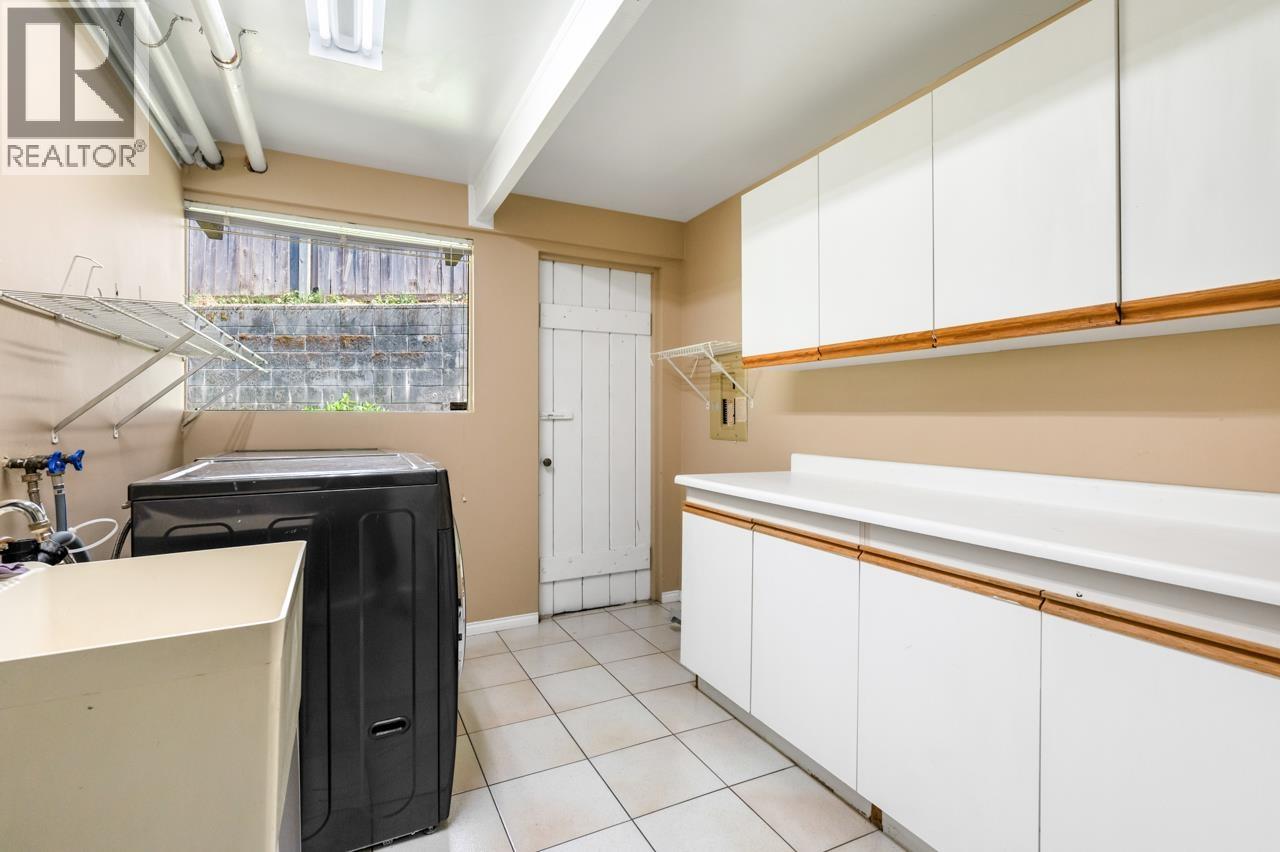 241 W Balmoral Road, North Vancouver, British Columbia  V7N 2T9 - Photo 25 - R3122550