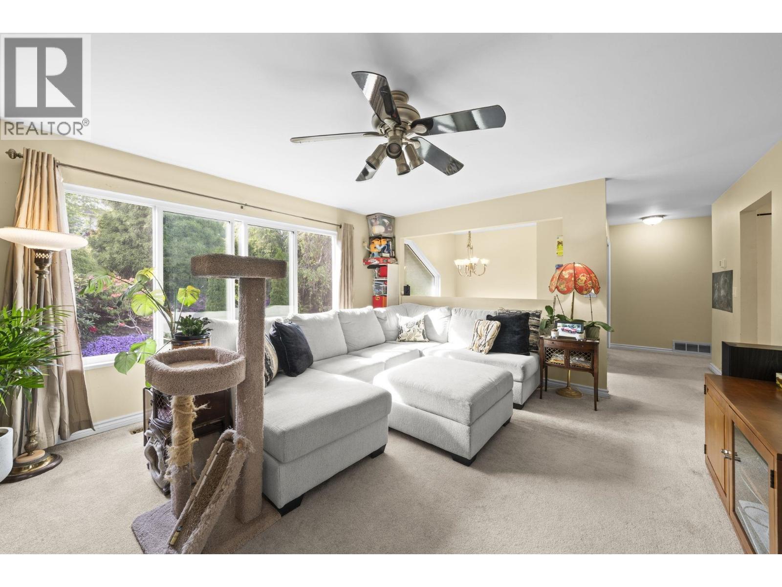 777 Chilko Drive, Coquitlam, British Columbia  V3C 4X2 - Photo 5 - R3122601