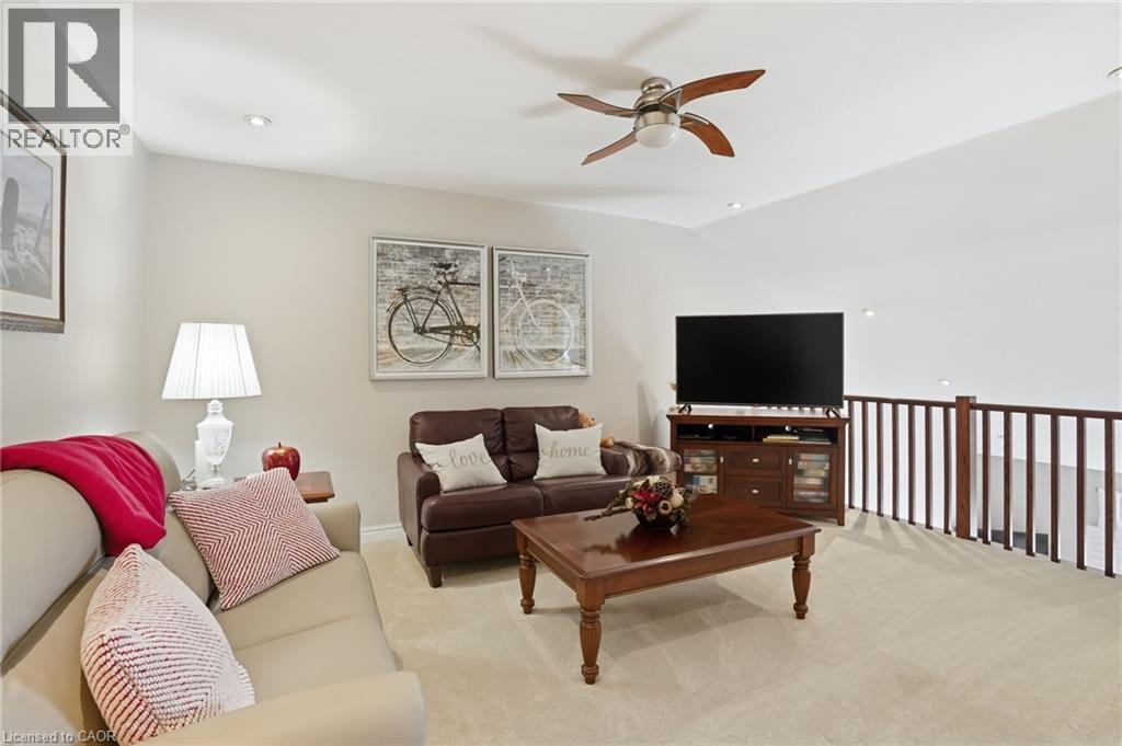 96 Abbotsford Trail, Hamilton, Ontario  L9B 0A4 - Photo 23 - 40829314