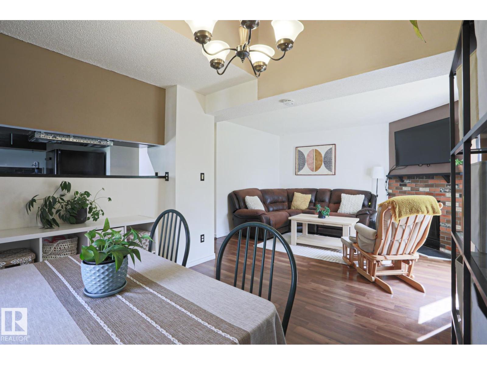 600 Lakewood Rd N Nw, Edmonton, Alberta  T6K 3Y1 - Photo 8 - E4487171