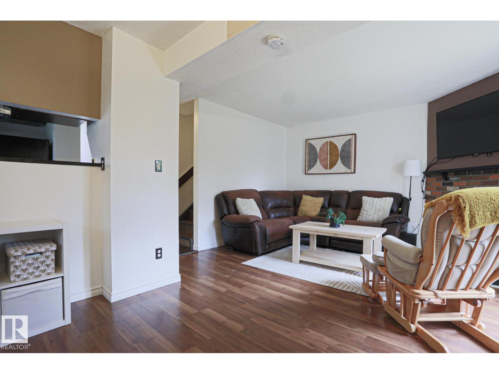 600 Lakewood Rd N Nw, Edmonton, Alberta  T6K 3Y1 - Photo 9 - E4487171