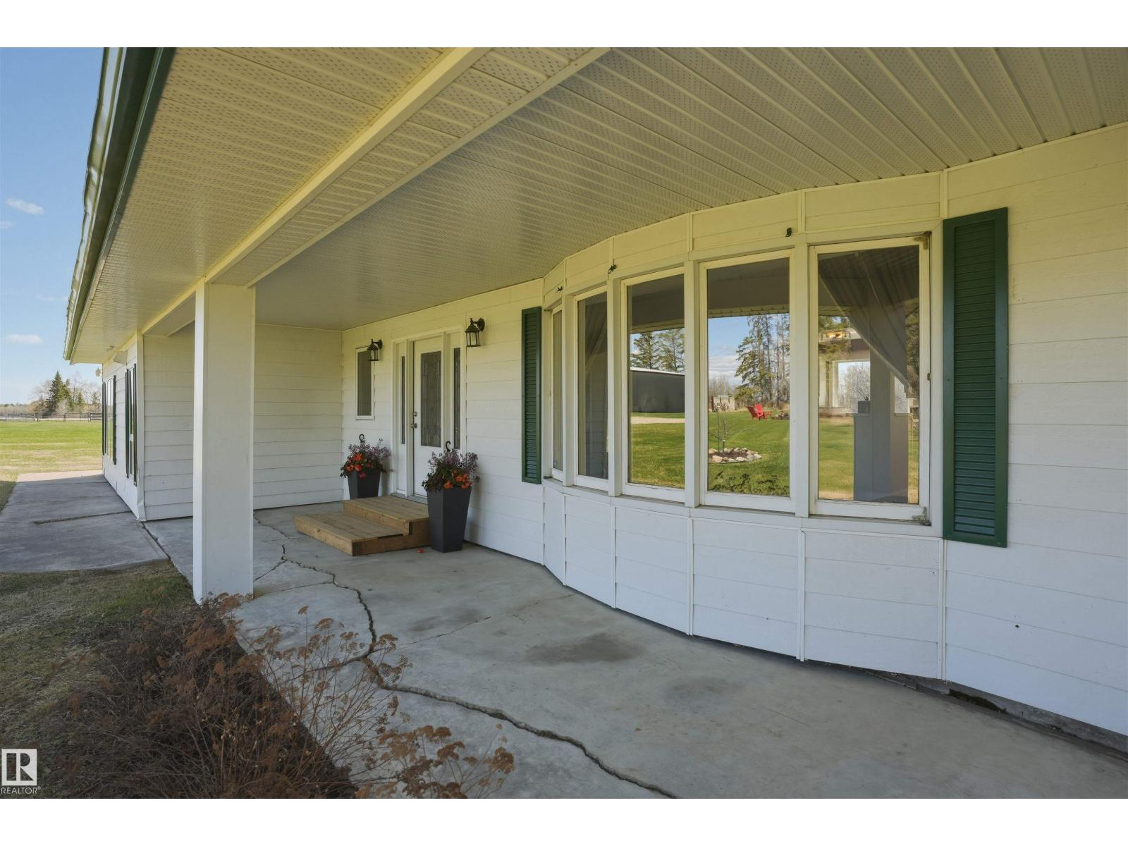 3003 Twp Road 562, Rural Lac Ste. Anne County, Alberta  T0E 1V0 - Photo 3 - E4487169