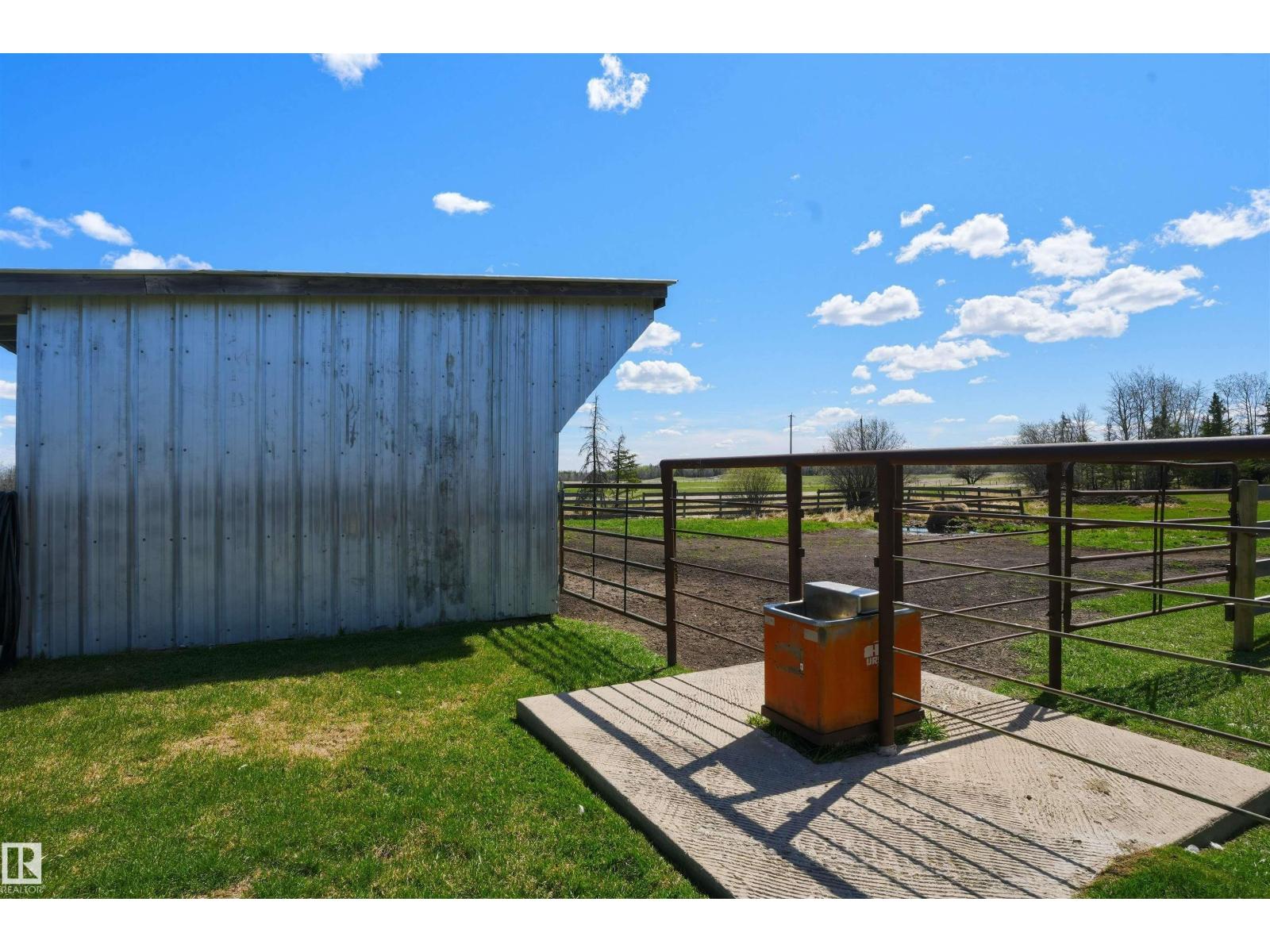 3003 Twp Road 562, Rural Lac Ste. Anne County, Alberta  T0E 1V0 - Photo 43 - E4487169
