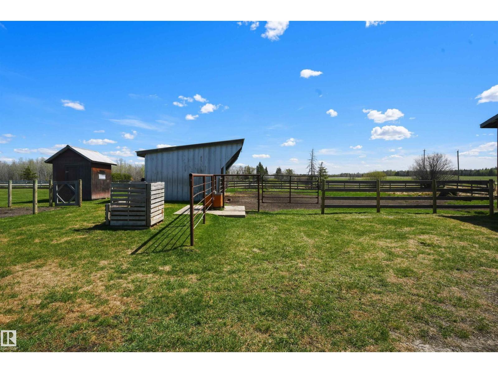 3003 Twp Road 562, Rural Lac Ste. Anne County, Alberta  T0E 1V0 - Photo 44 - E4487169