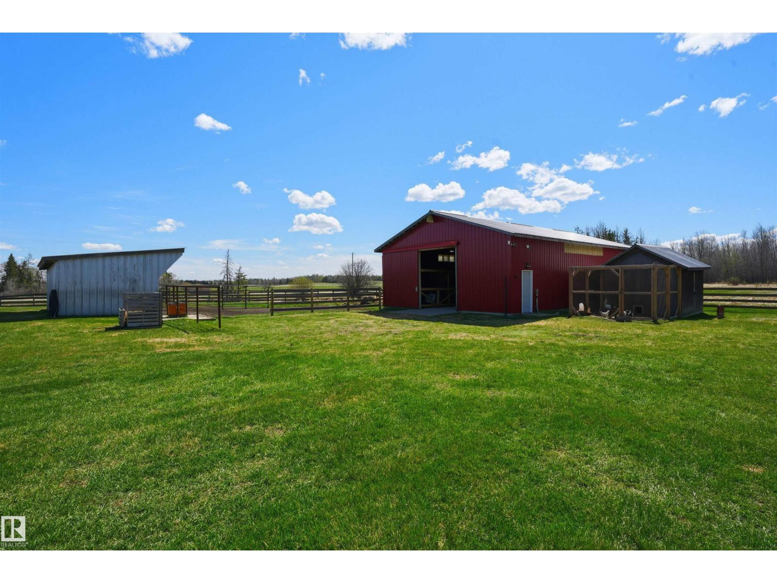 3003 Twp Road 562, Rural Lac Ste. Anne County, Alberta  T0E 1V0 - Photo 45 - E4487169