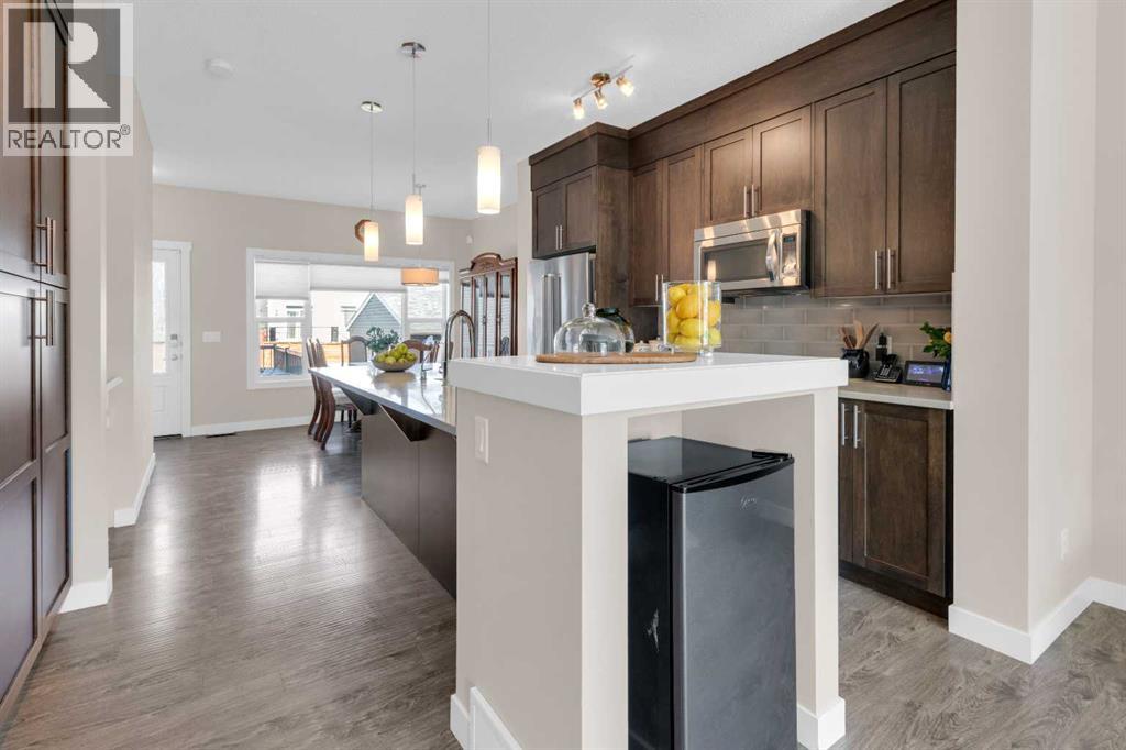 70 Sage Bluff Gate Nw, Calgary, Alberta  T3R 0Y9 - Photo 6 - A2306902