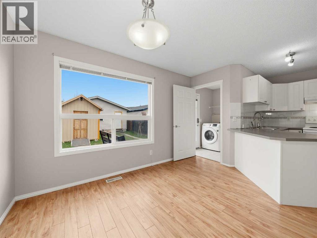 128 Taradale Drive Ne, Calgary, Alberta  T3J 5A9 - Photo 9 - A2308461