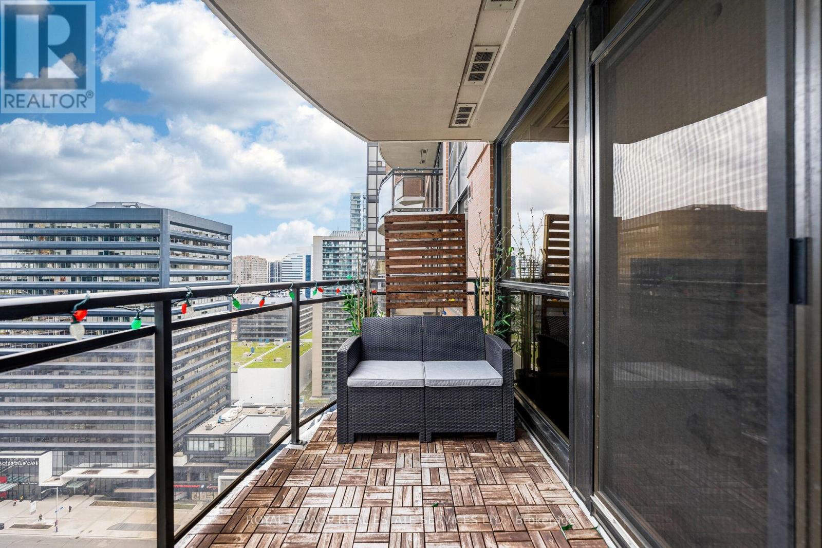 2505 - 33 Sheppard Avenue W, Toronto, Ontario  M2N 7K1 - Photo 22 - C13117666