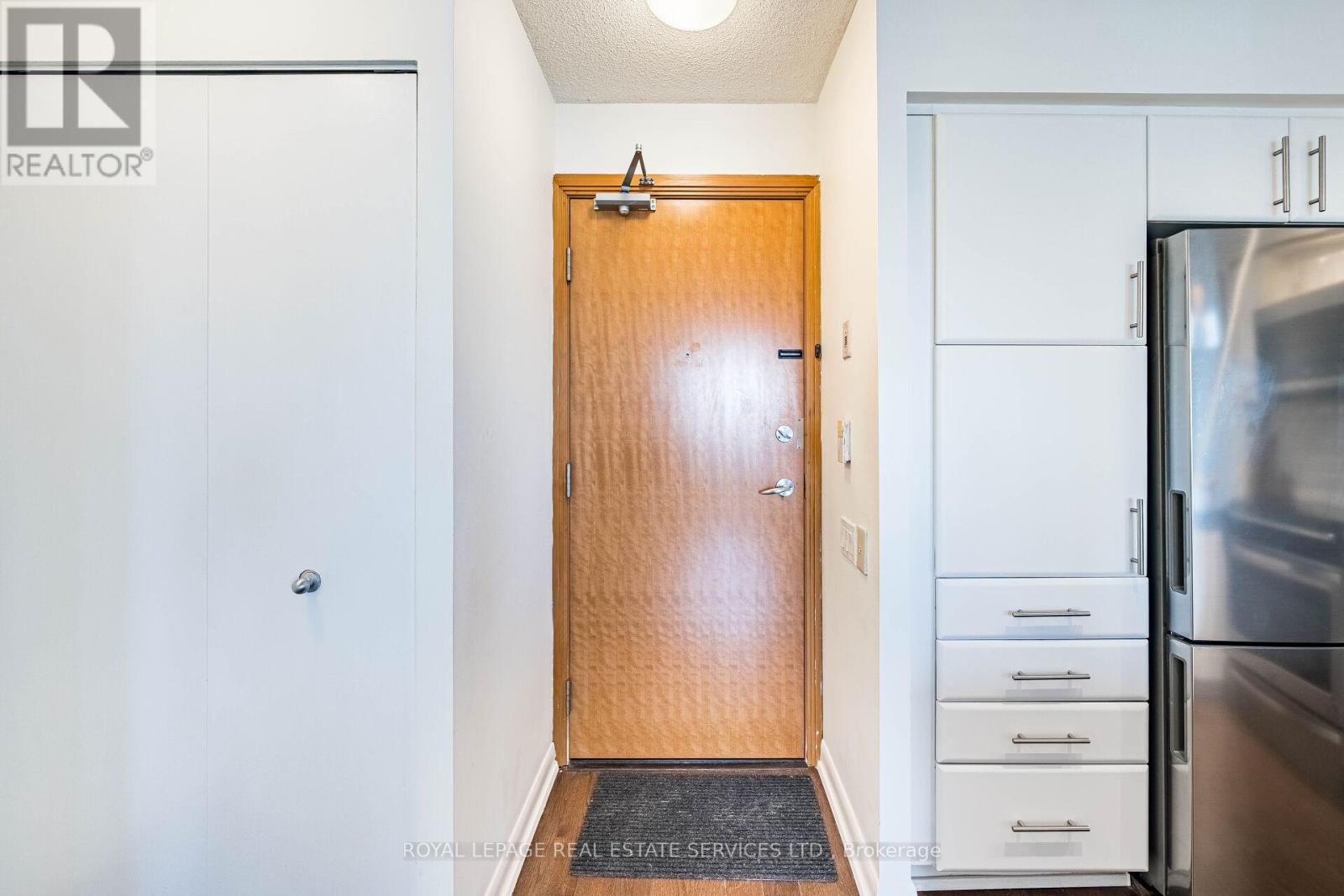 2505 - 33 Sheppard Avenue W, Toronto, Ontario  M2N 7K1 - Photo 6 - C13117666
