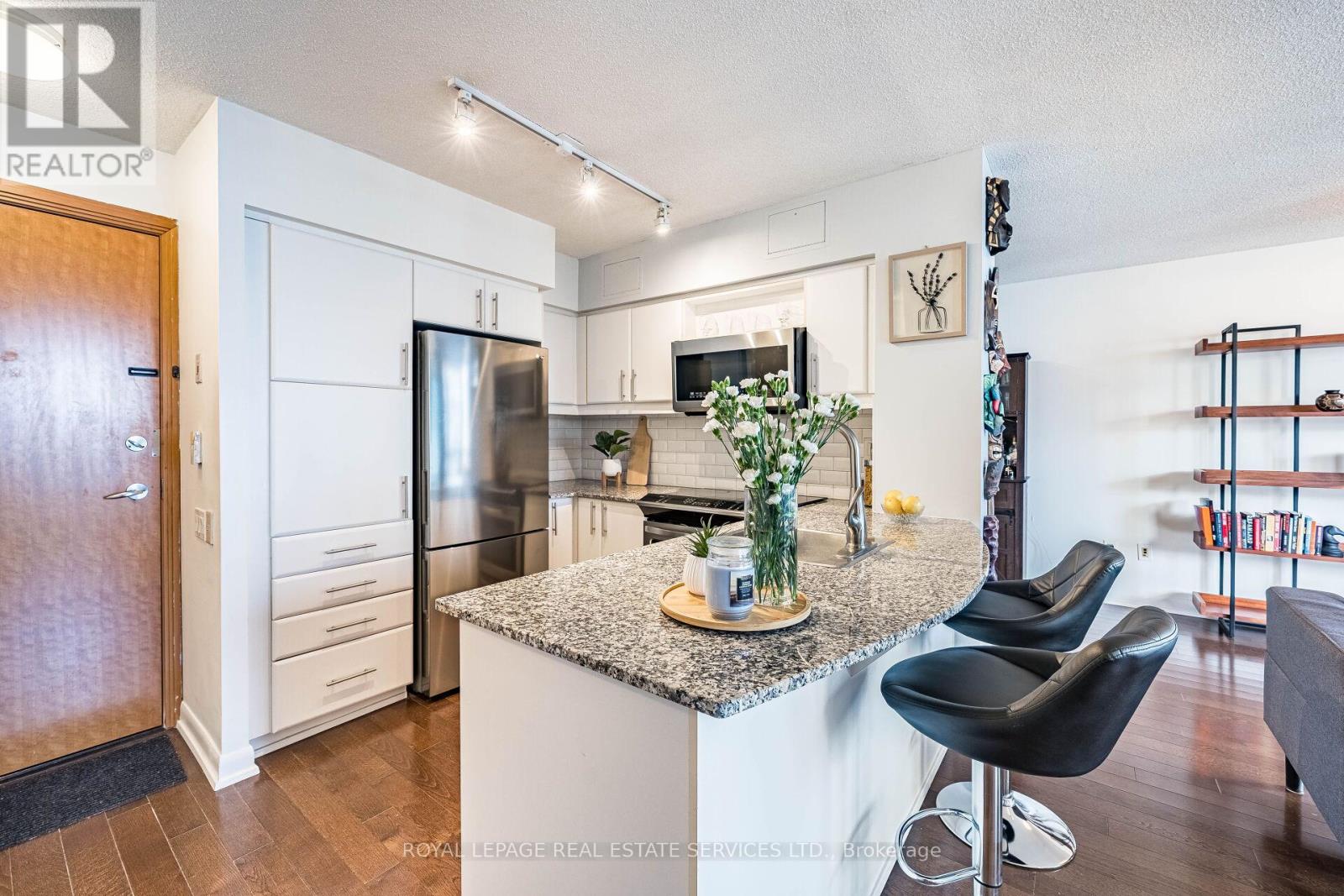 2505 - 33 Sheppard Avenue W, Toronto, Ontario  M2N 7K1 - Photo 7 - C13117666