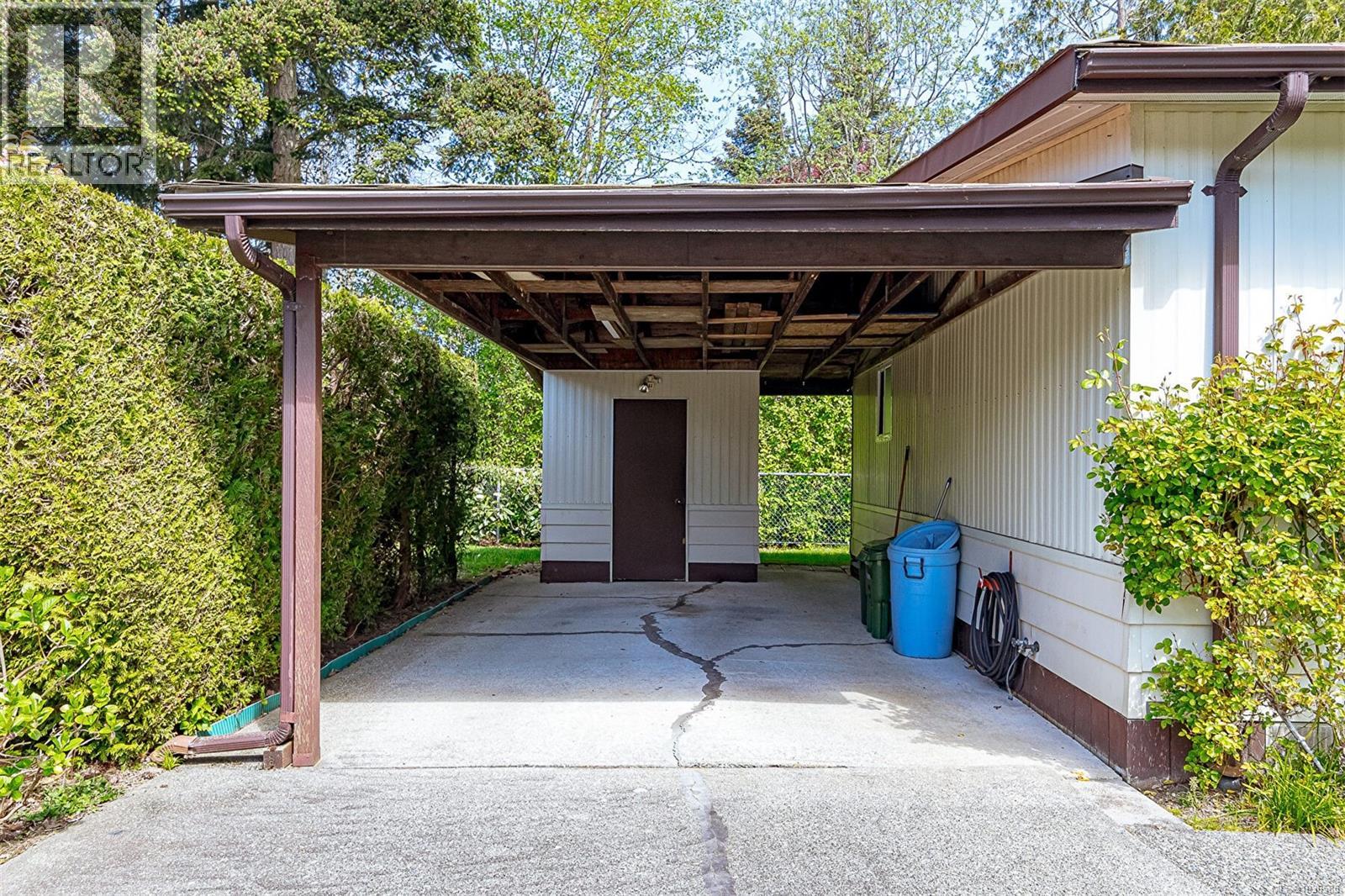 2170 Summergate Blvd, Sidney, British Columbia  V8L 4L1 - Photo 24 - 1036585