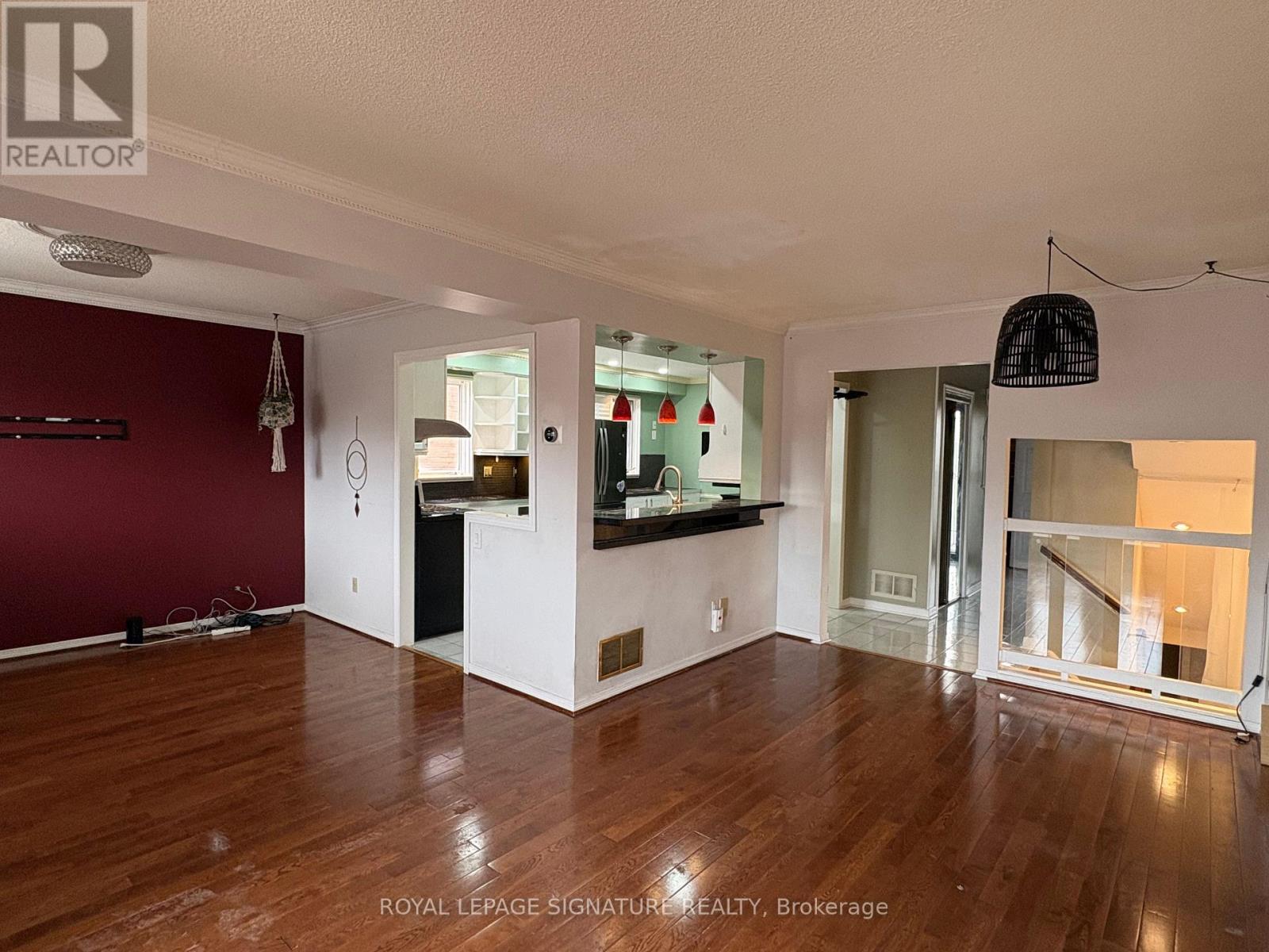 Main - 6037 Duford Drive, Mississauga, Ontario  L5V 1A8 - Photo 12 - W13113058