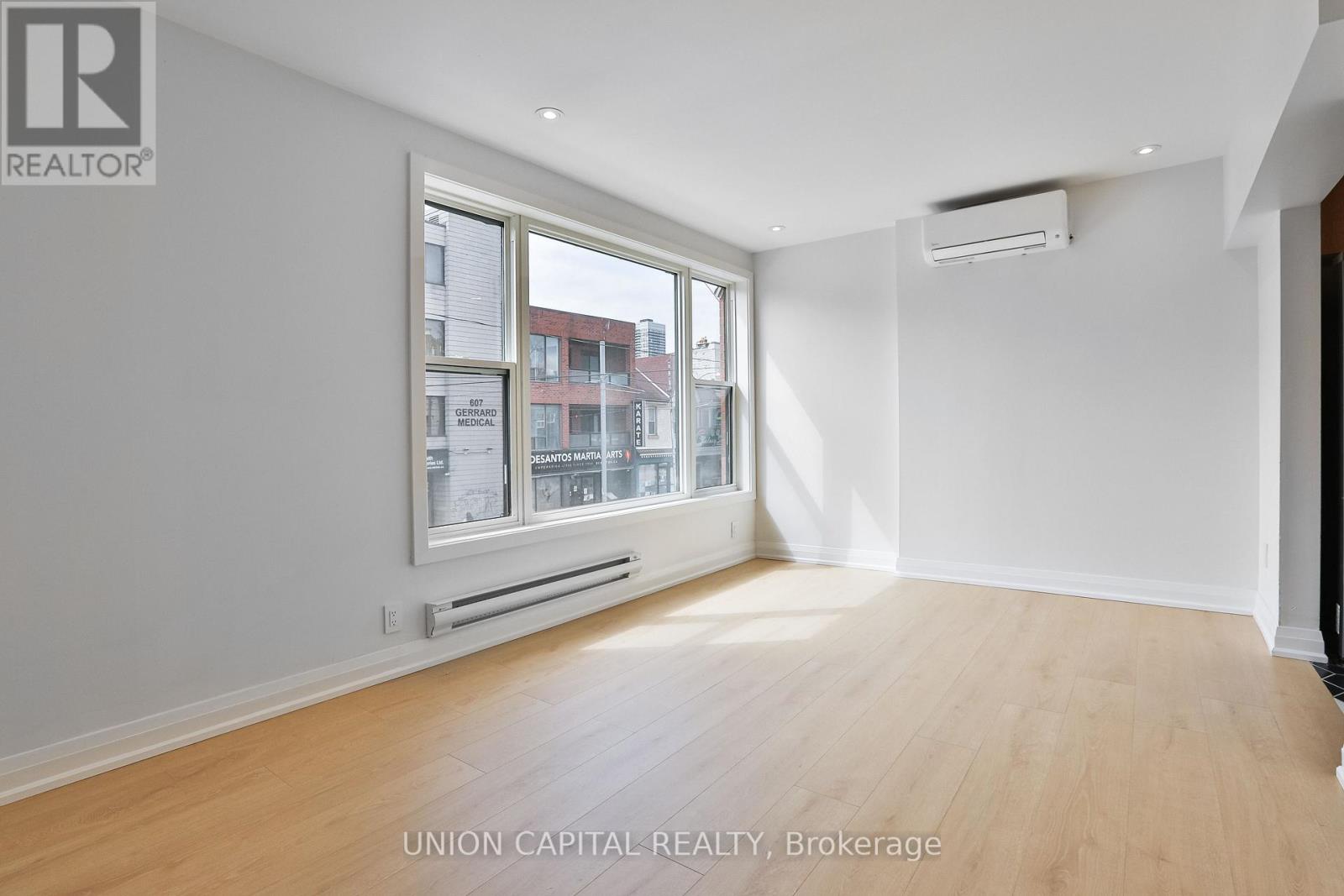 1 - 612 Gerrard Street E, Toronto, Ontario  M4M 1Y3 - Photo 7 - E13117536
