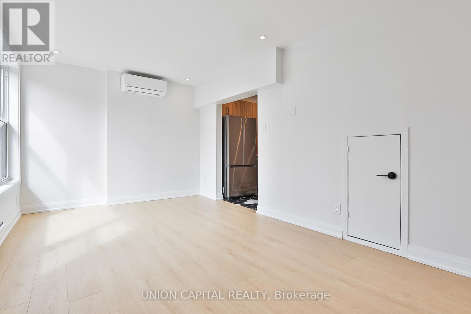 1 - 612 Gerrard Street E, Toronto, Ontario  M4M 1Y3 - Photo 8 - E13117536
